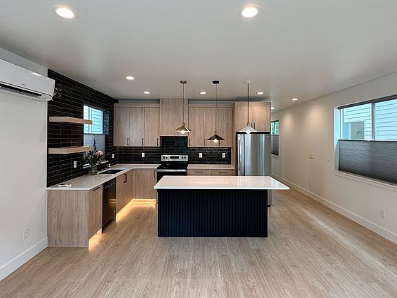 2nd image of 1220 W 24th St