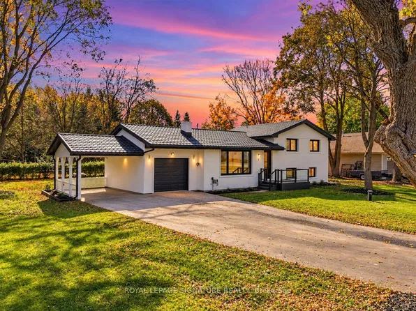 7 Parkside Dr, East Gwillimbury, ON L9N 1G2