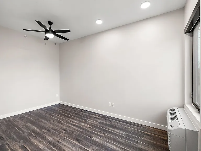 7631 E Lafayette St — Photo 88