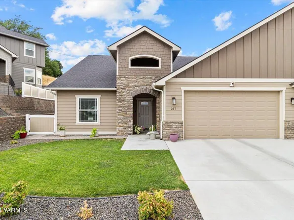 217 Summit Crest Way, Yakima, WA 98908