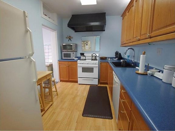 4th image of 9006 Bay City Forestville Rd
