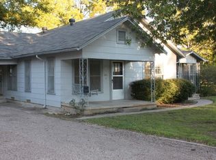 211 N Avenue M, Clifton, TX 76634