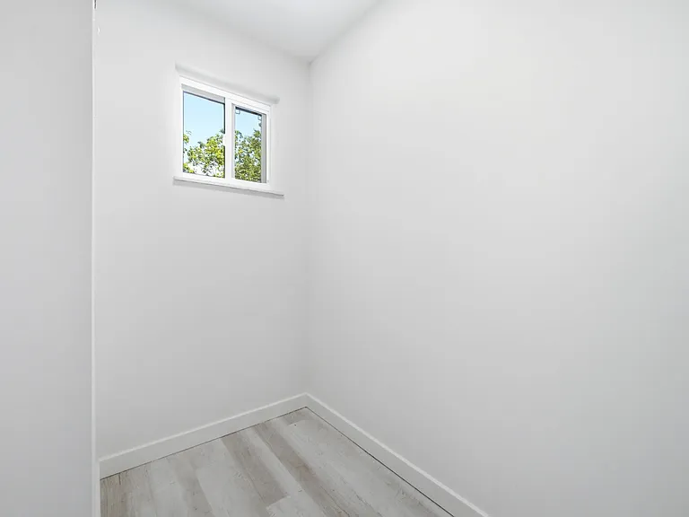 5864 Oval — Photo 24