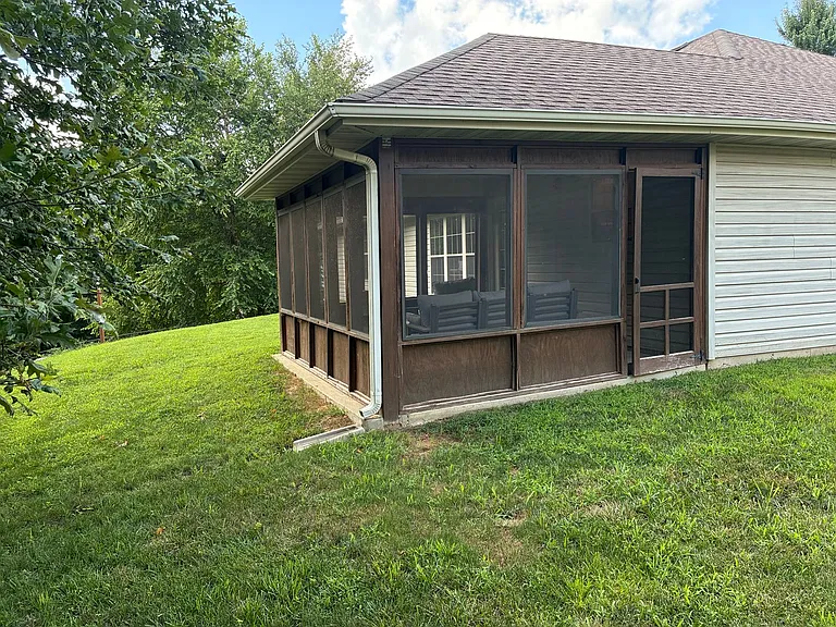 400 Sea Eagle Dr — Photo 3
