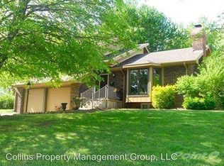 2513 S Hillside Dr, Springfield, MO 65804