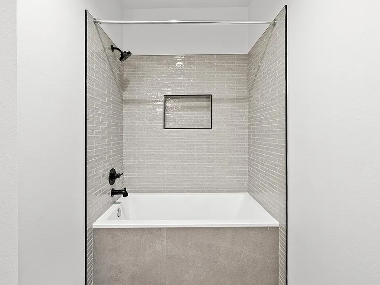 2309 Montopolis Dr #1 — Photo 13