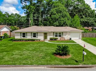 11 Burnt Tree Rd, Savannah, GA 31419