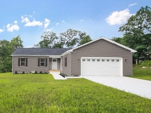 54 Hopkinton Hill Rd, Hope Valley, RI 02832