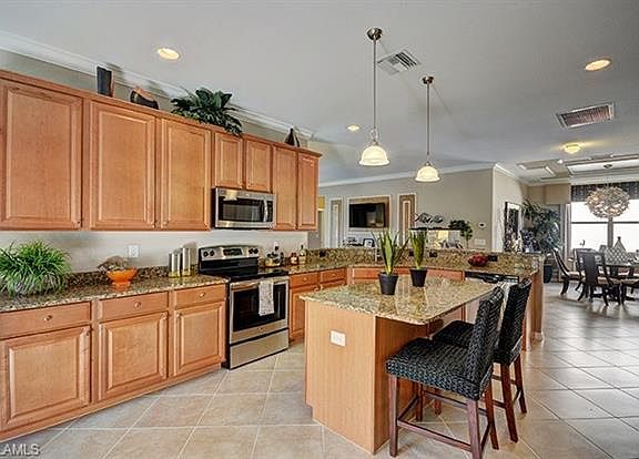 4th image of 11887 White Stone Dr