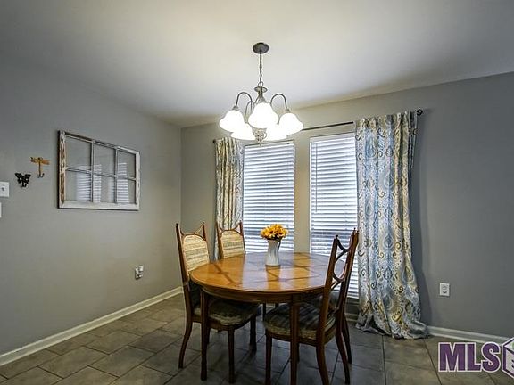 5th image of 12280 Cottage Hill Dr