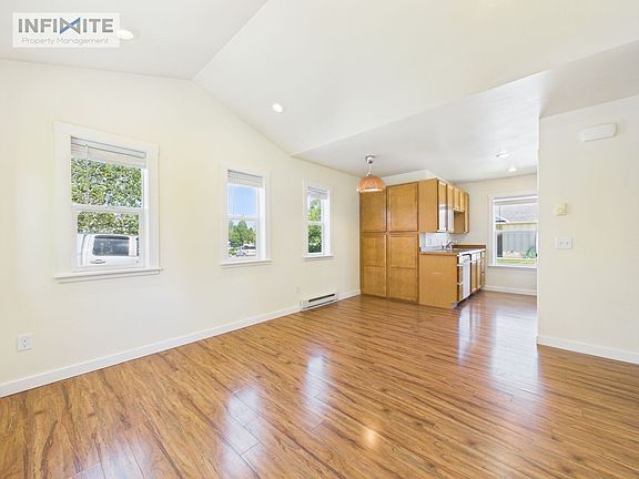 4th image of 845 Cottage Park Ln
