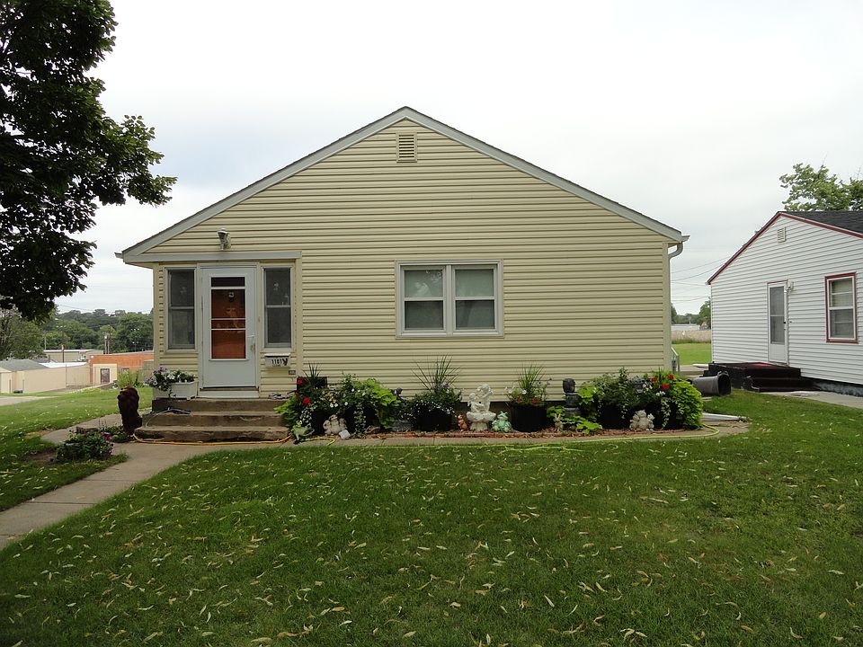 1st image of 1101 Cedar St