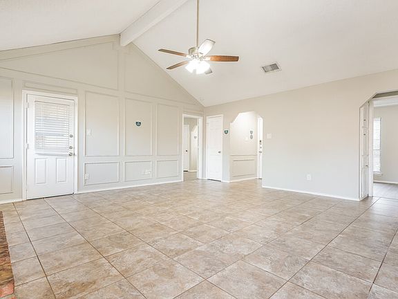 5th image of 744 Parkview Dr