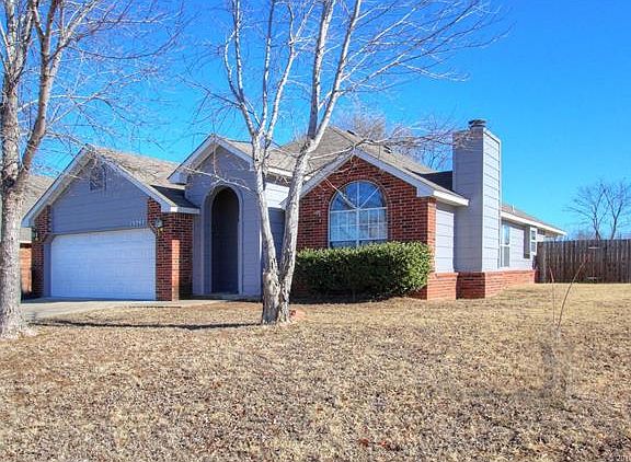 2nd image of 13297 S Oak Pl