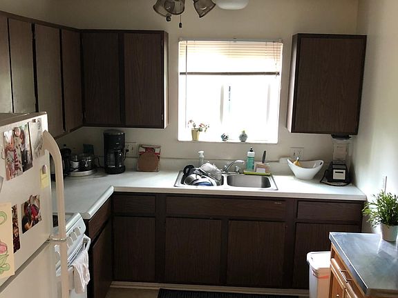 5th image of 229 Collingwood St APT 2