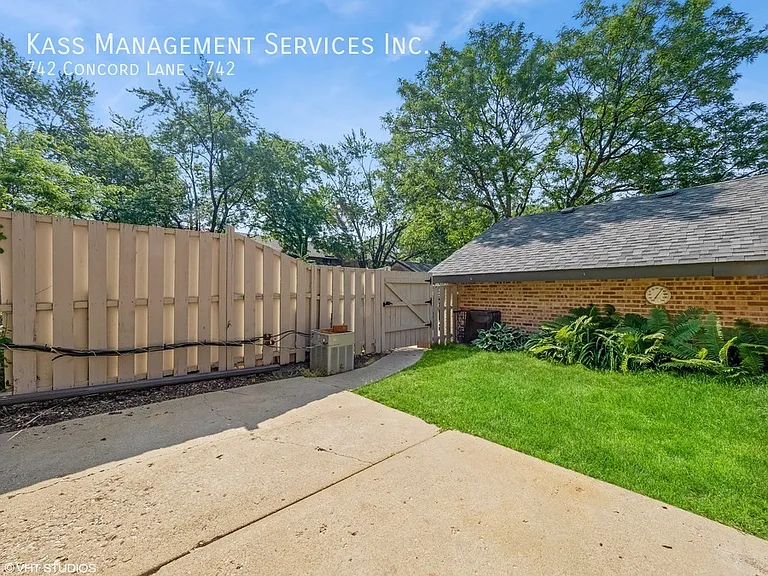 738-822 Concord Lane — Photo 15