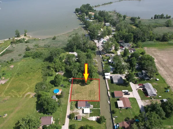 12 Harding Ave, Vickery, OH 43464
