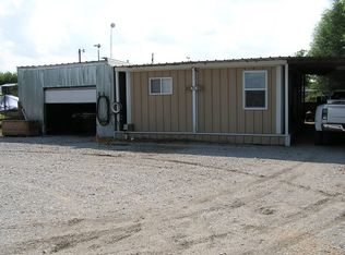 426 Strawberry Ln, Rhome, TX 76078