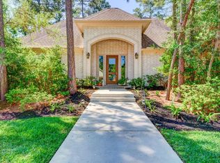 12507 Lake Shore Dr, Montgomery, TX 77356