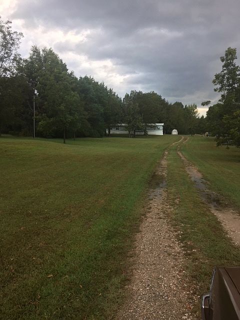 1280 sf on 5 acres