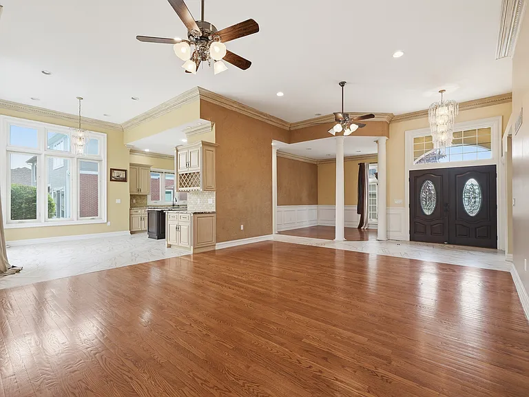 13697 Silent Woods Dr — Photo 8