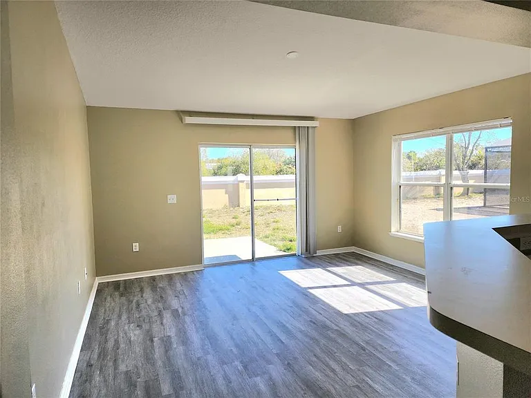4017 Longworth Loop — Photo 7