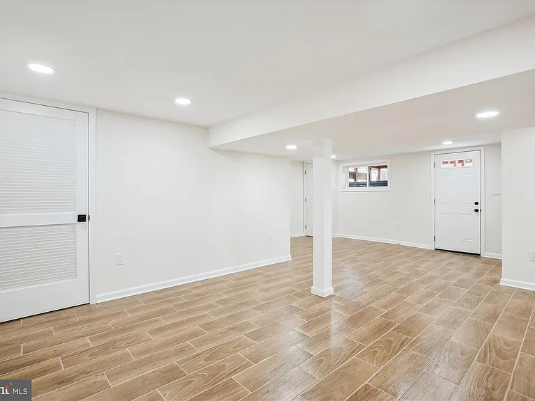 5201 Montgomery St — Photo 18