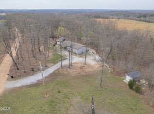 553 Buckeye Ln, Stella, MO 64867