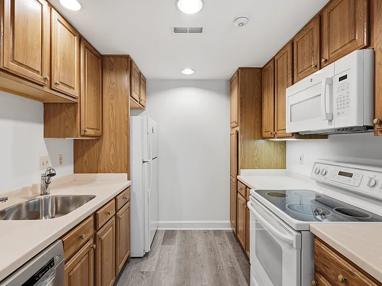 Lower level independent kitchen