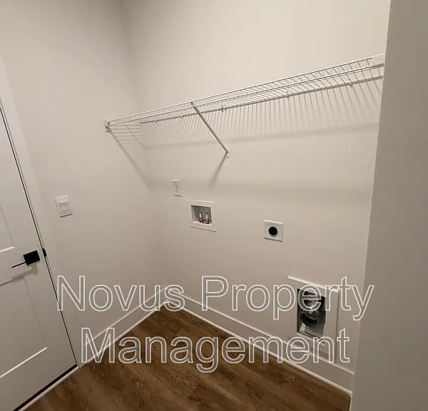 205 Laney Dr — Photo 25