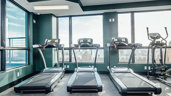 Rented by Nooklyn NYC LLC | media 50