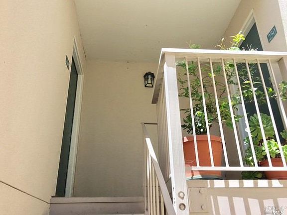 2nd image of 248 Larkspur Plaza Dr
