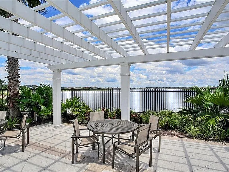 10958 Verawood Dr — Photo 28