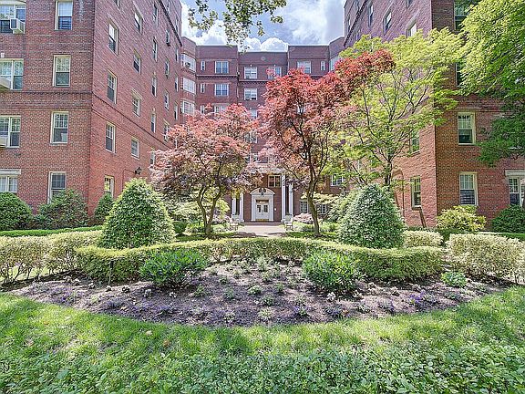 3rd image of 77-14 113th St #4S