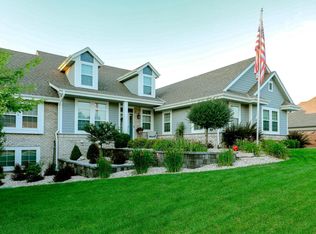 N60W13418 Tall Oak Ct, Village Of Menomonee Falls, WI 53051