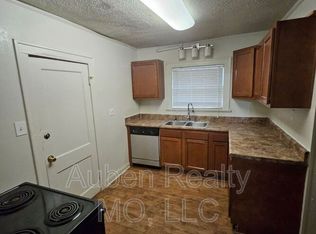 5320 Rockhill Rd, Kansas City, MO 64110