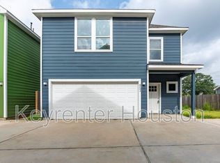 8203 Woodlyn Rd #C, Houston, TX 77028