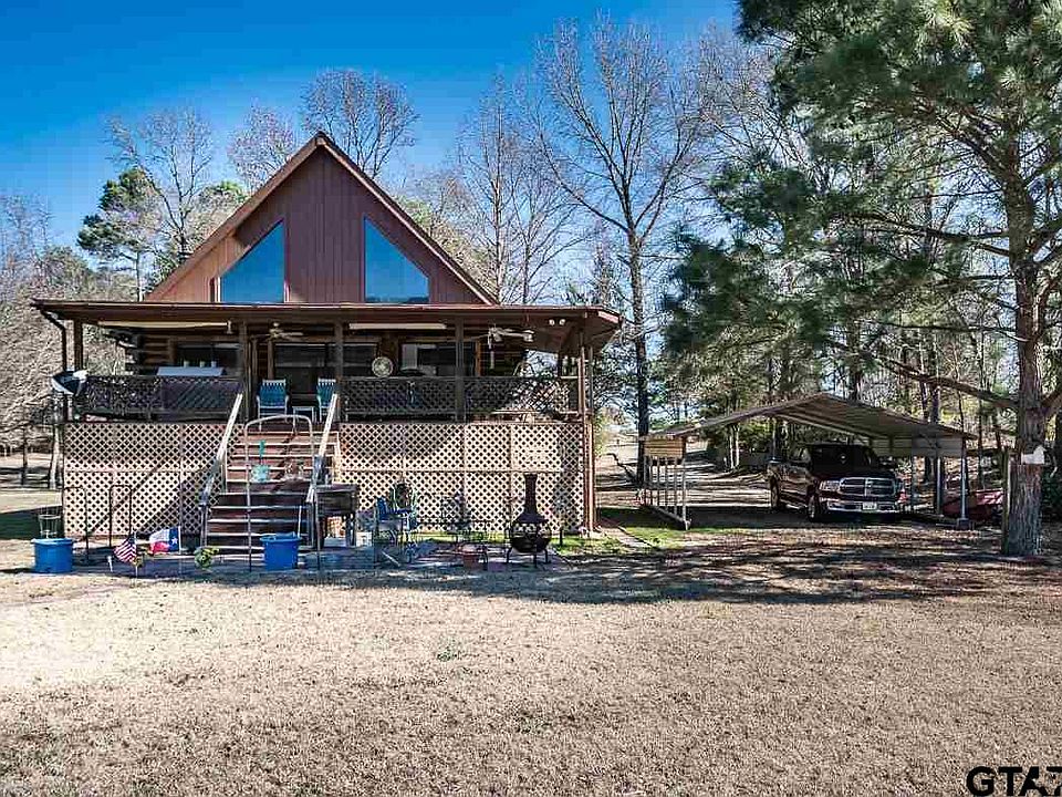 1st image of 141 Lakeshore Dr