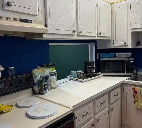 2nd image of 2640 Garden Drive S #103