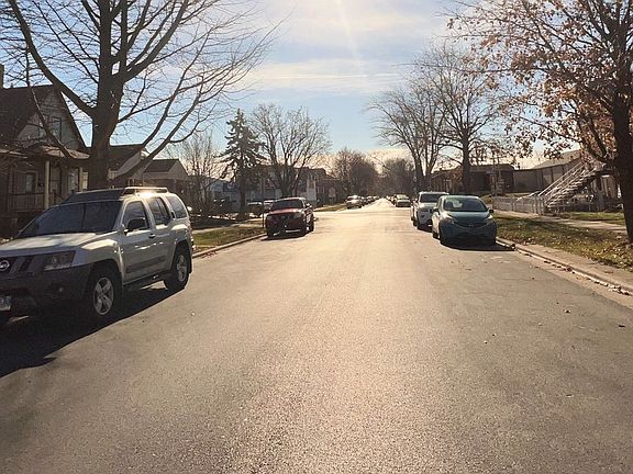 4th image of 1537 Kenilworth Ave