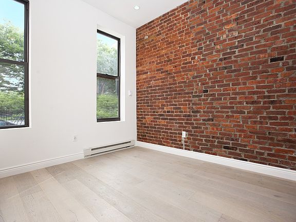 5th image of 370 Baltic St #2A