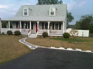 6498 McCauley Ln, Mechanicsville, VA 23111