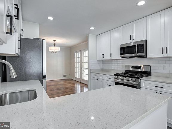 4th image of 8212 Briar Creek Dr