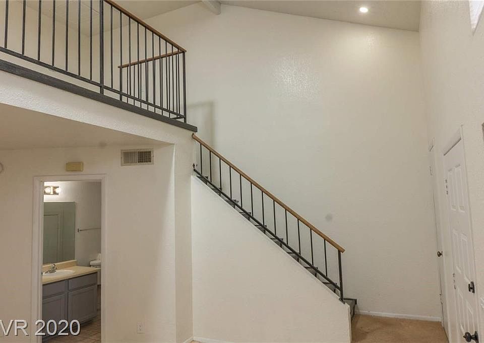 1st image of 516 Sellers Pl