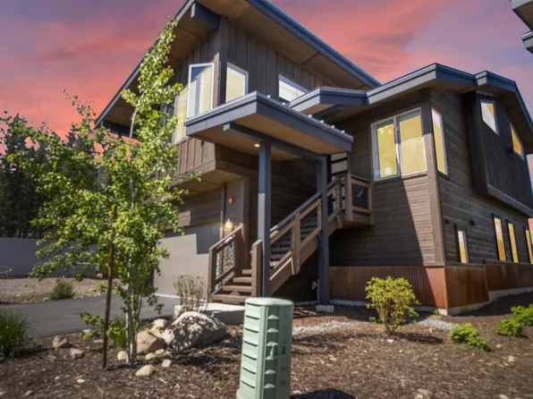 11640 McClintock Loop, Truckee, CA 96161