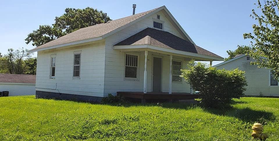 1st image of 1101 S Boundary St