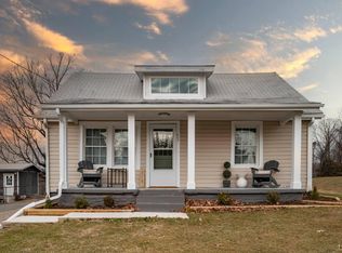 609 Pine Dr, Lynchburg, VA 24503