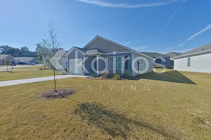 187 Lochwolde Dr — Photo 2