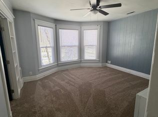 1000 W Fayette Ave #2, Springfield, IL 62704