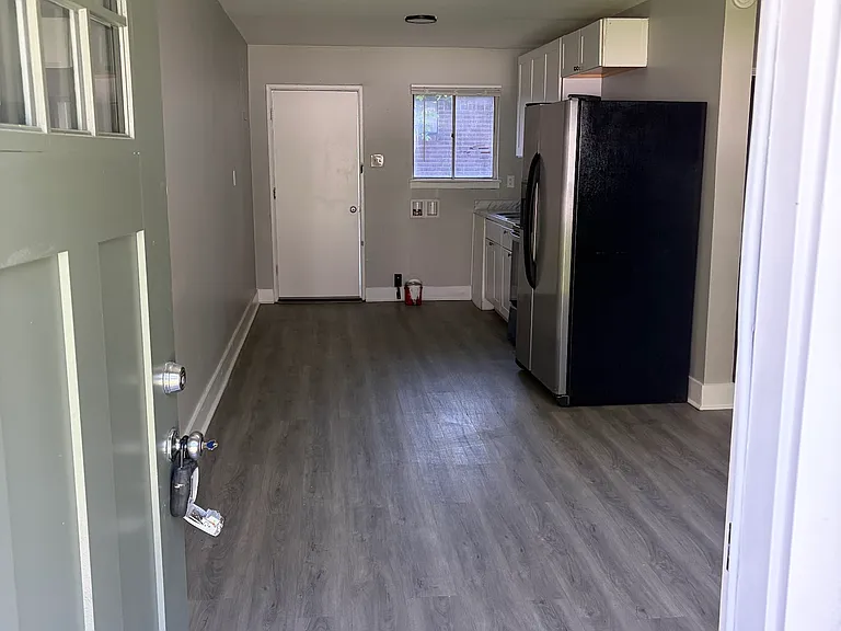 45 Scruggs St #E — Photo 14